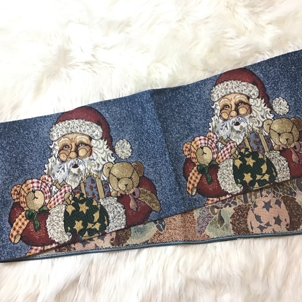 Vintage Christmas Santa Claus Table Runner Holiday Table Decor